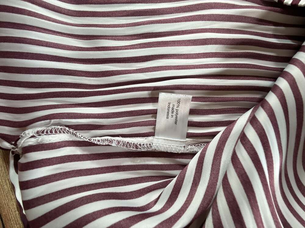 Lane Bryant Women's Burgundy White Striped Long Sleeve Tie Neck Blouse Size 22/2 - Picture 9 of 10